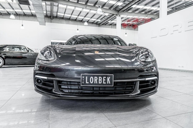 
								2017 Porsche Panamera full									