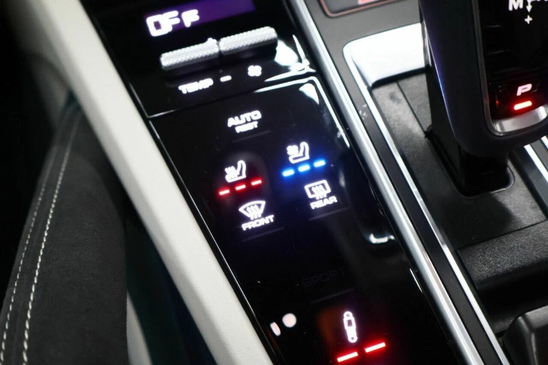 
								2022 Porsche Cayenne full									