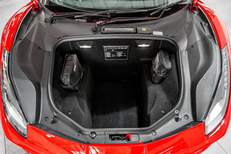 
								2016 Ferrari 488 full									