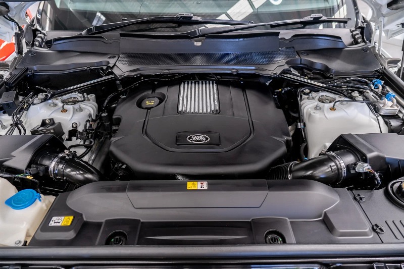 
								2019 Land Rover Range Rover full									