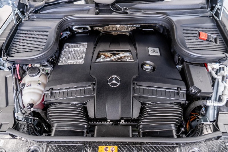 
								2024 Mercedes-Benz GLS600 full									