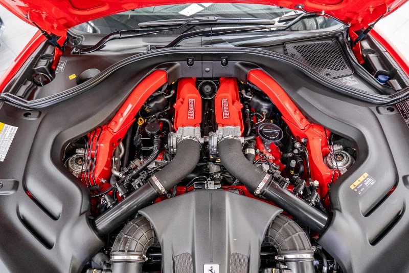 
								2020 Ferrari Portofino full									