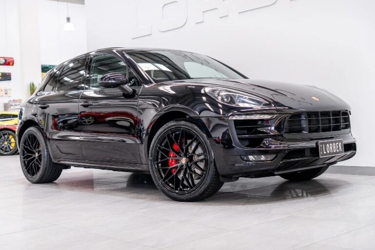 2016 Porsche Macan