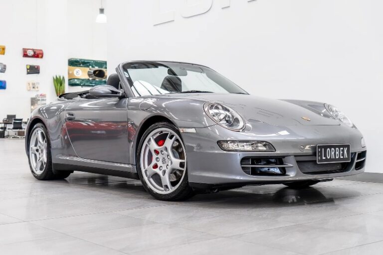 2005 Porsche 911