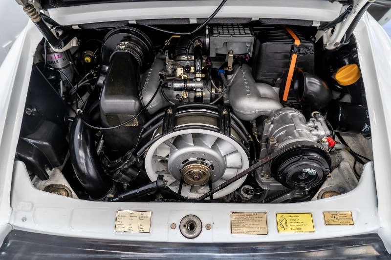 
								1987 Porsche 911 full									
