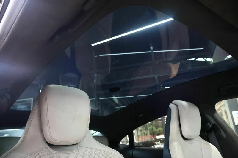 
								2021 Porsche Taycan full									
