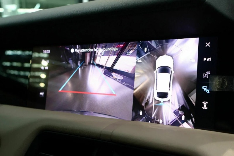 
								2023 Porsche Taycan full									