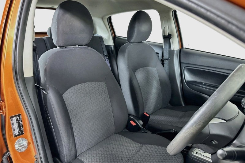 
								Mitsubishi MIRAGE full									