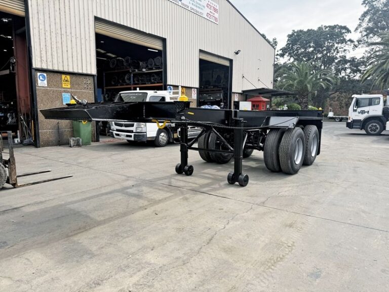 1980 Fruehauf Skel Trailer