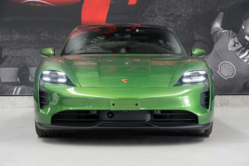 
								2022 Porsche Taycan GTS full									