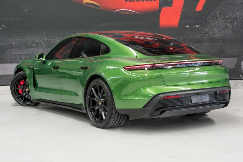 
								2022 Porsche Taycan GTS full									