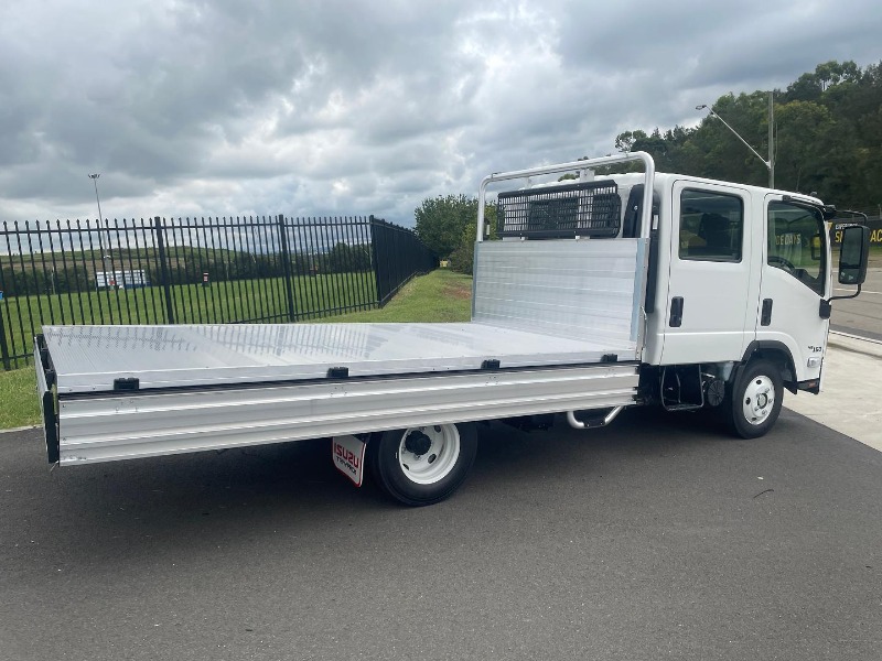 
								Isuzu N Series NNR 45-150 DT C34 Euro 6 (2026) full									