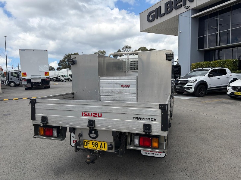 
								Isuzu N Series NLR 45-150 Traypack (2022) full									