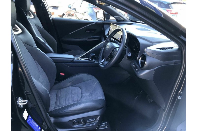 
								Toyota C-HR Koba ZYX20R (2023) full									