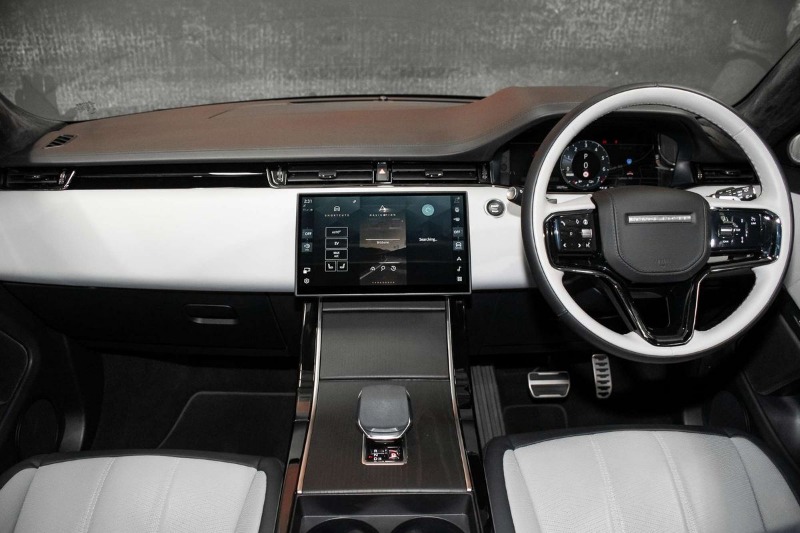 
								2025 Land Rover Range Rover Evoque P300e Autobiography full									