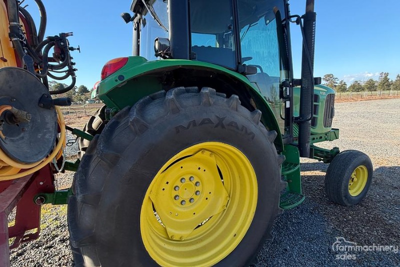 
								2008 John Deere 6130 full									