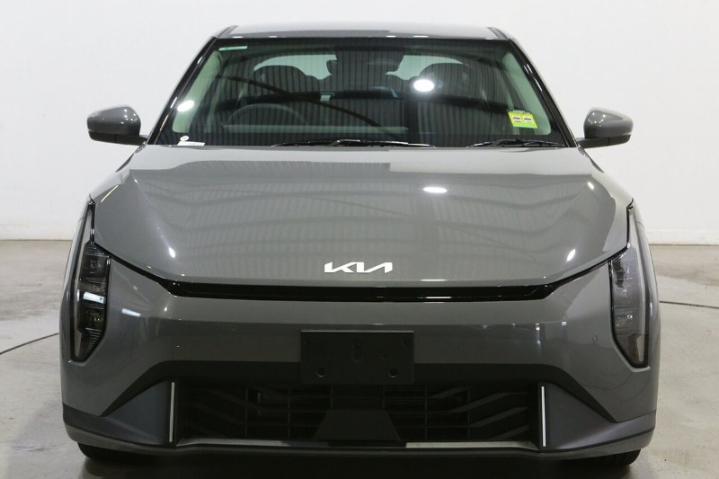 
								2026 Kia EV4 Earth Long Range CT full									
