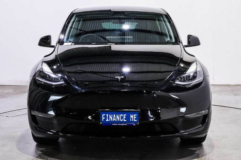 
								2023 Tesla Model Y Long Range full									