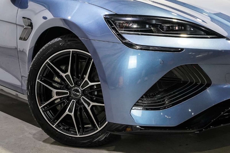 2026 BYD SEAL Premium
