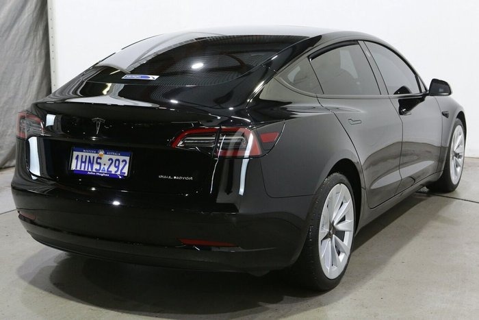 
								2022 Tesla Model 3 full									