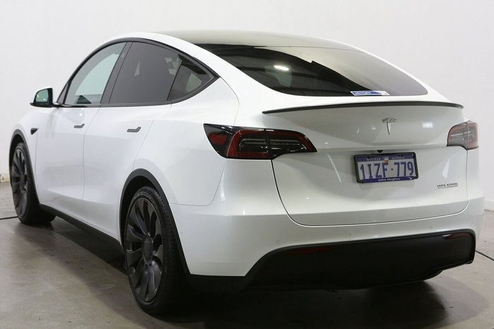 
								2023 Tesla Model Y full									