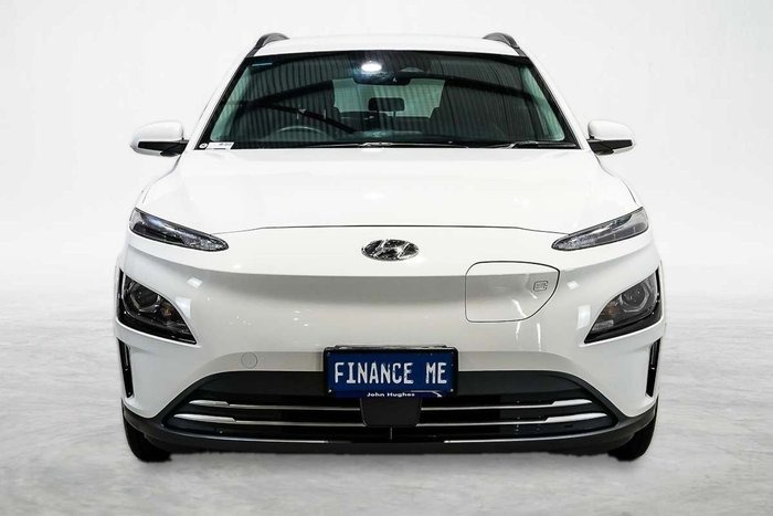 
								2022 Hyundai Kona full									