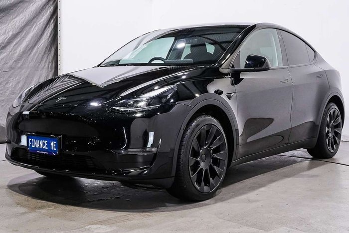 
								2023 Tesla Model Y full									