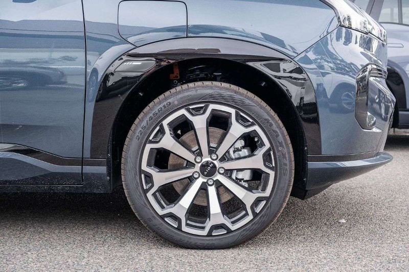 
								2026 Aion V Luxury $48,870 full									