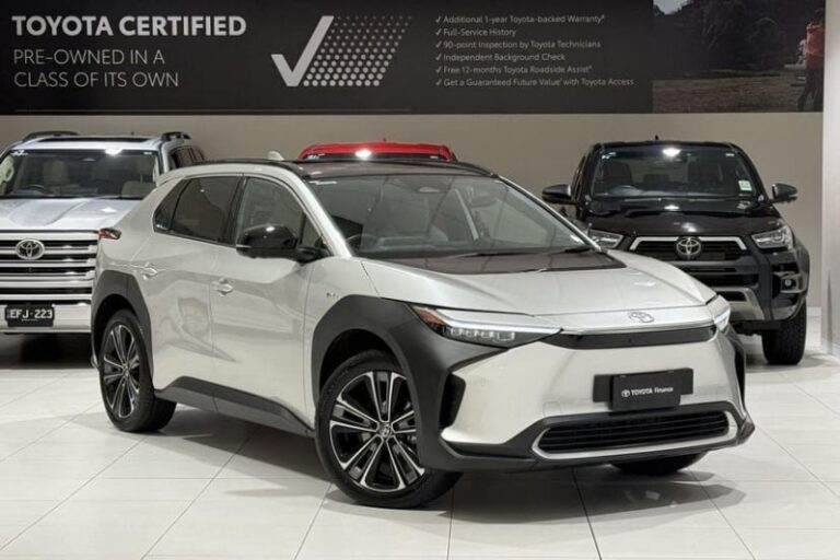 2025 Toyota BZ4X Standard AWD