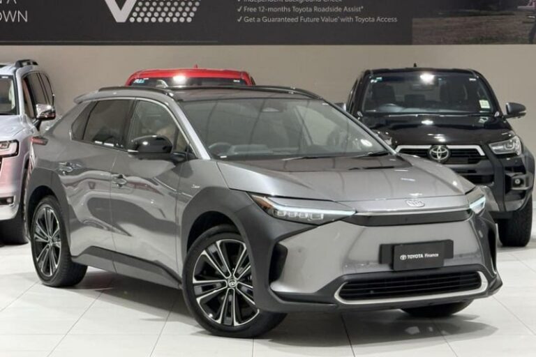 2025 Toyota BZ4X Standard AWD