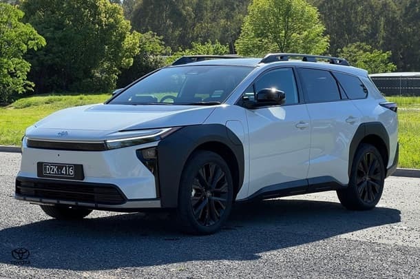 
								2026 Toyota bZ4X Touring full									