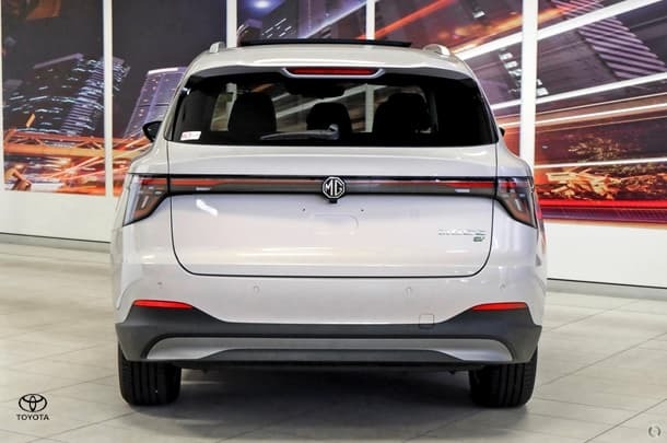 
								2025 MG MGS5 EV Essence 62 full									