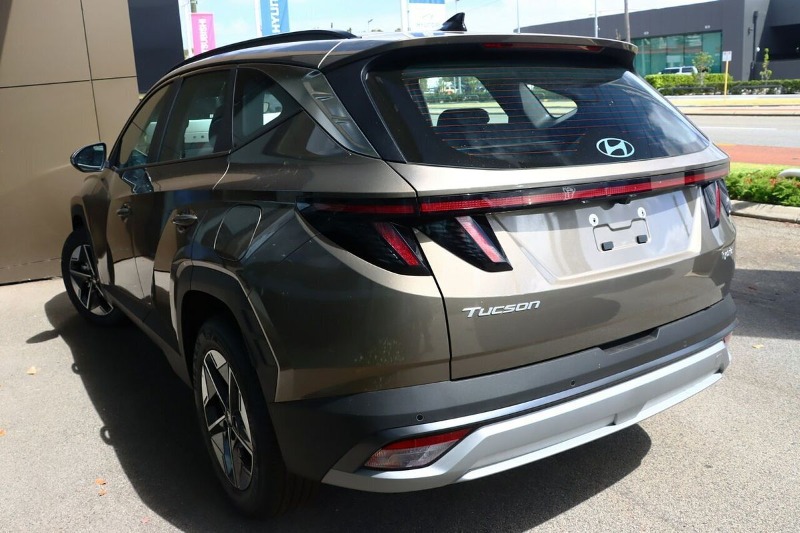 
								2025 Hyundai Tucson Hybrid NX4.V3 full									