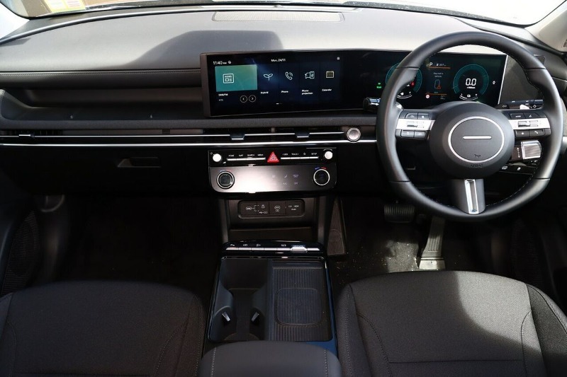 
								2025 Hyundai Tucson Hybrid NX4.V3 full									