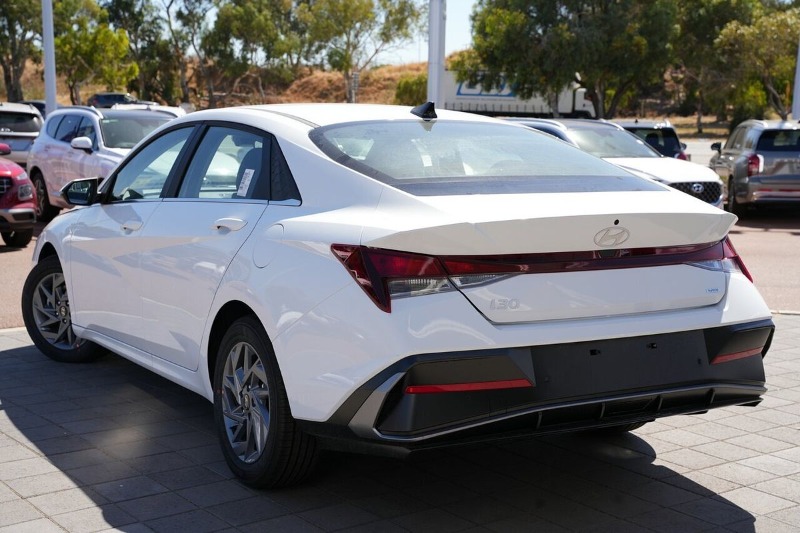 
								2026 Hyundai i30 Hybrid CN7.V4 full									