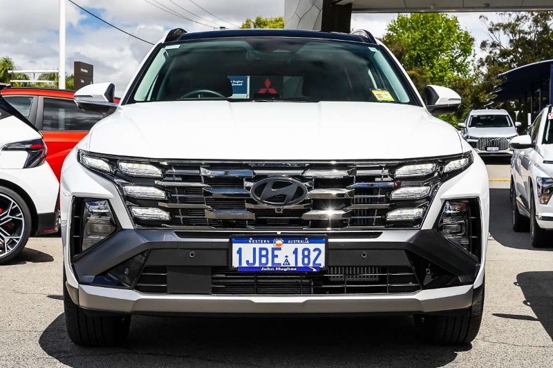 
								2026 Hyundai Tucson full									