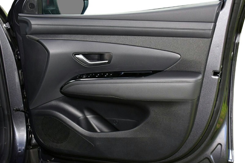 
								2025 Hyundai Tucson Hybrid NX4.V3 full									