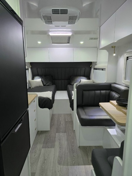 
								2026 Crusader Crv Caravan GLADIATOR STORM full									