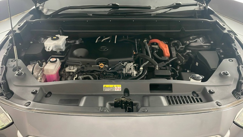 
								2021 Toyota Kluger GXL HYBRID AWD full									