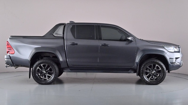 
								2021 Toyota Kluger GXL HYBRID AWD full									
