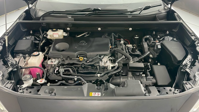 
								2020 Toyota RAV4 full									
