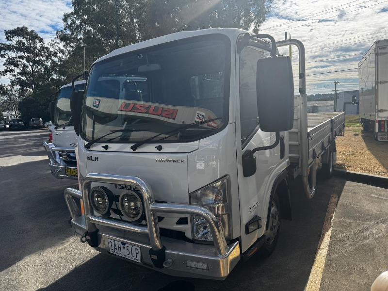 
								Isuzu N Series NLR 45-150 Traypack (2017) full									