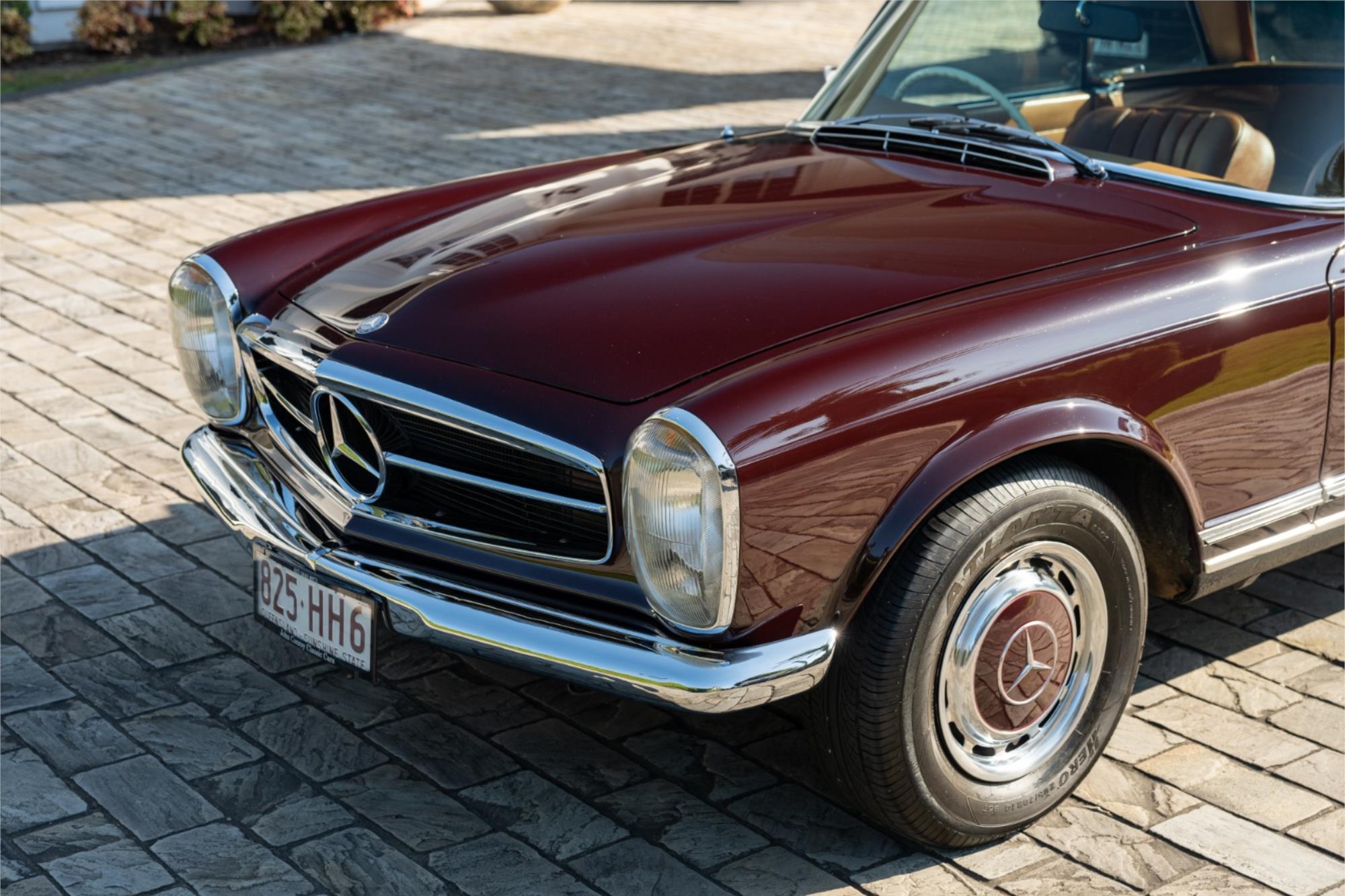
								1968 MERCEDES-BENZ 280SL 280SL full									