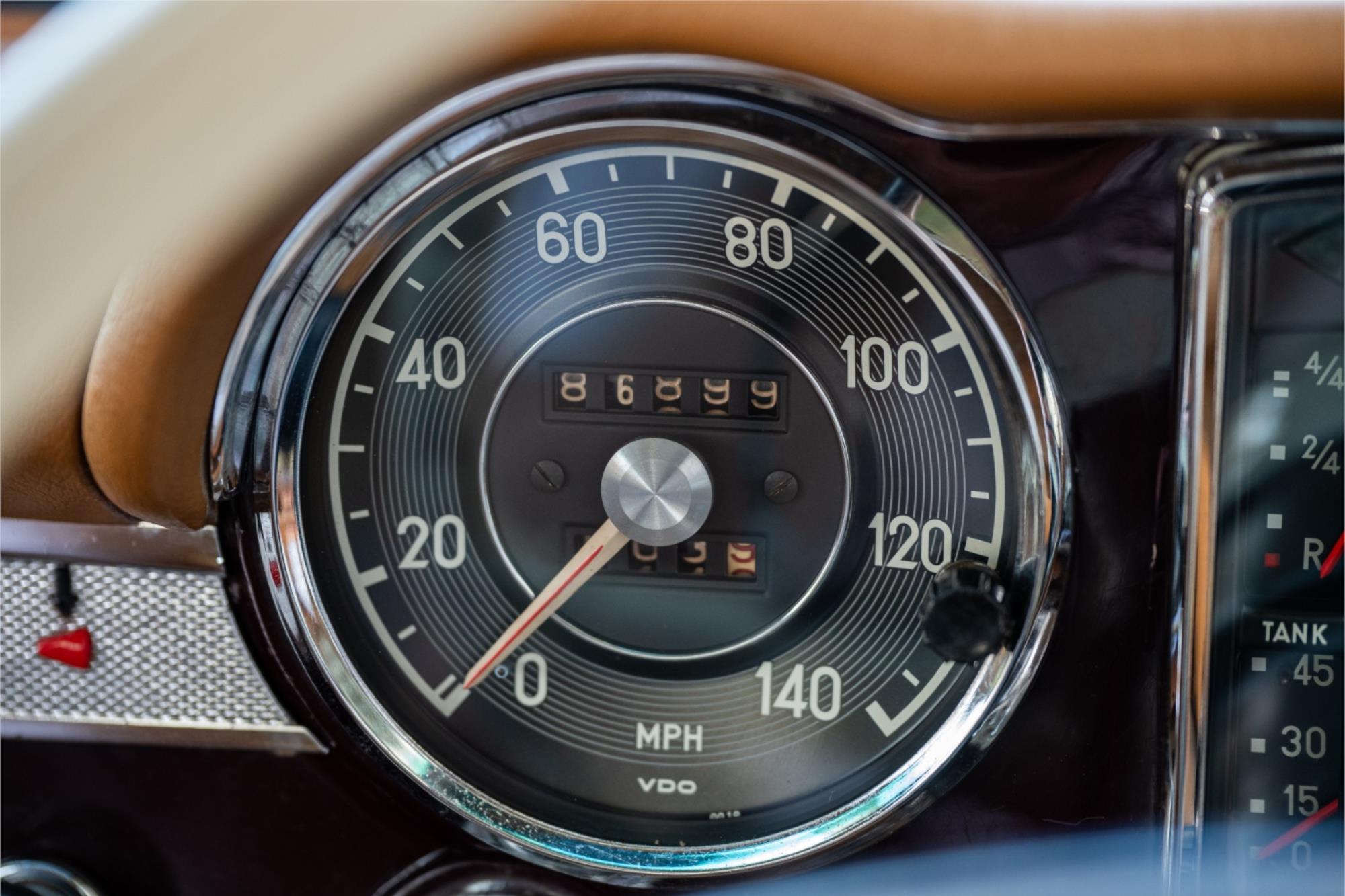 
								1968 MERCEDES-BENZ 280SL 280SL full									