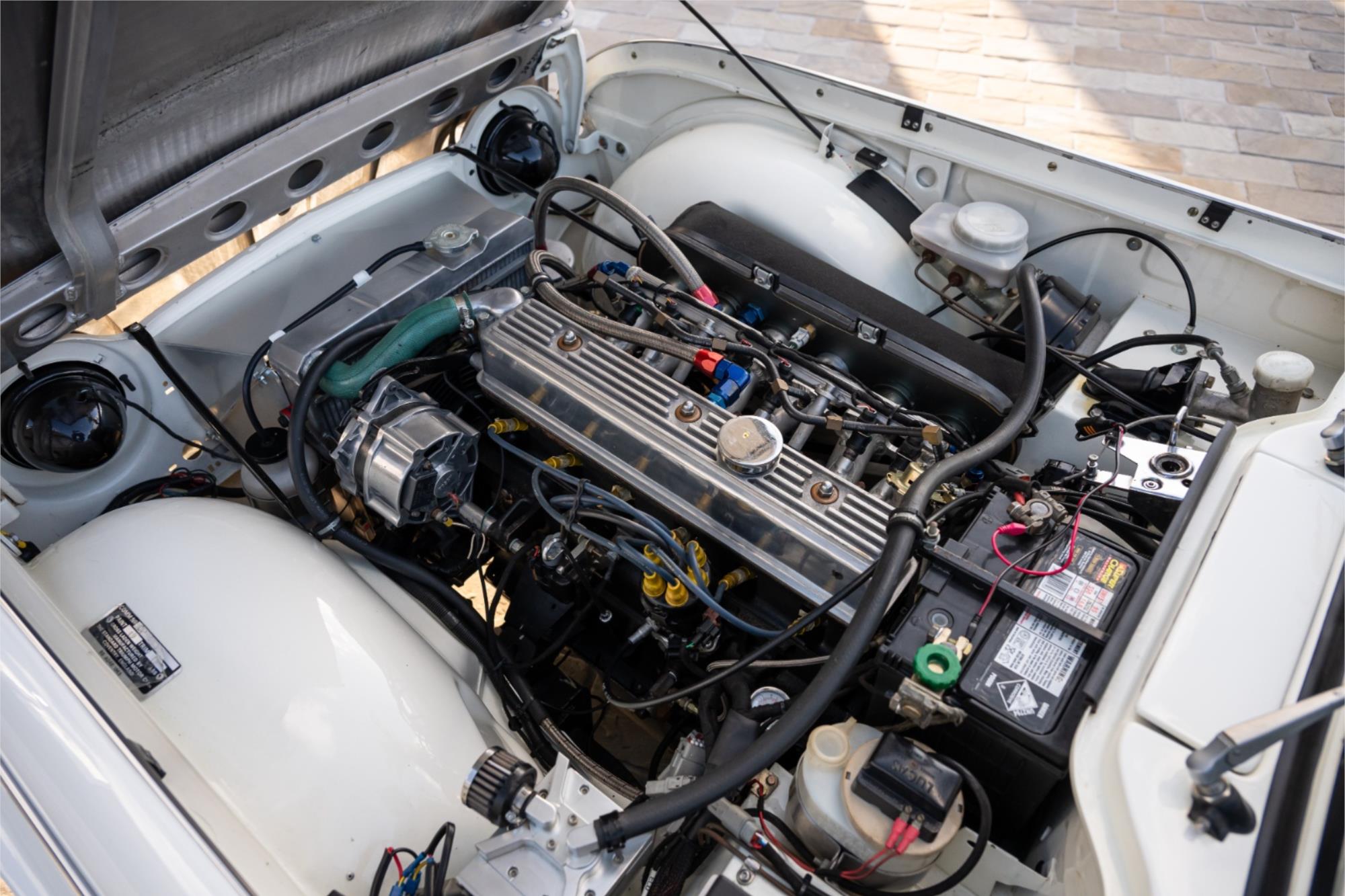 
								1968 TRIUMPH TR 5 full									