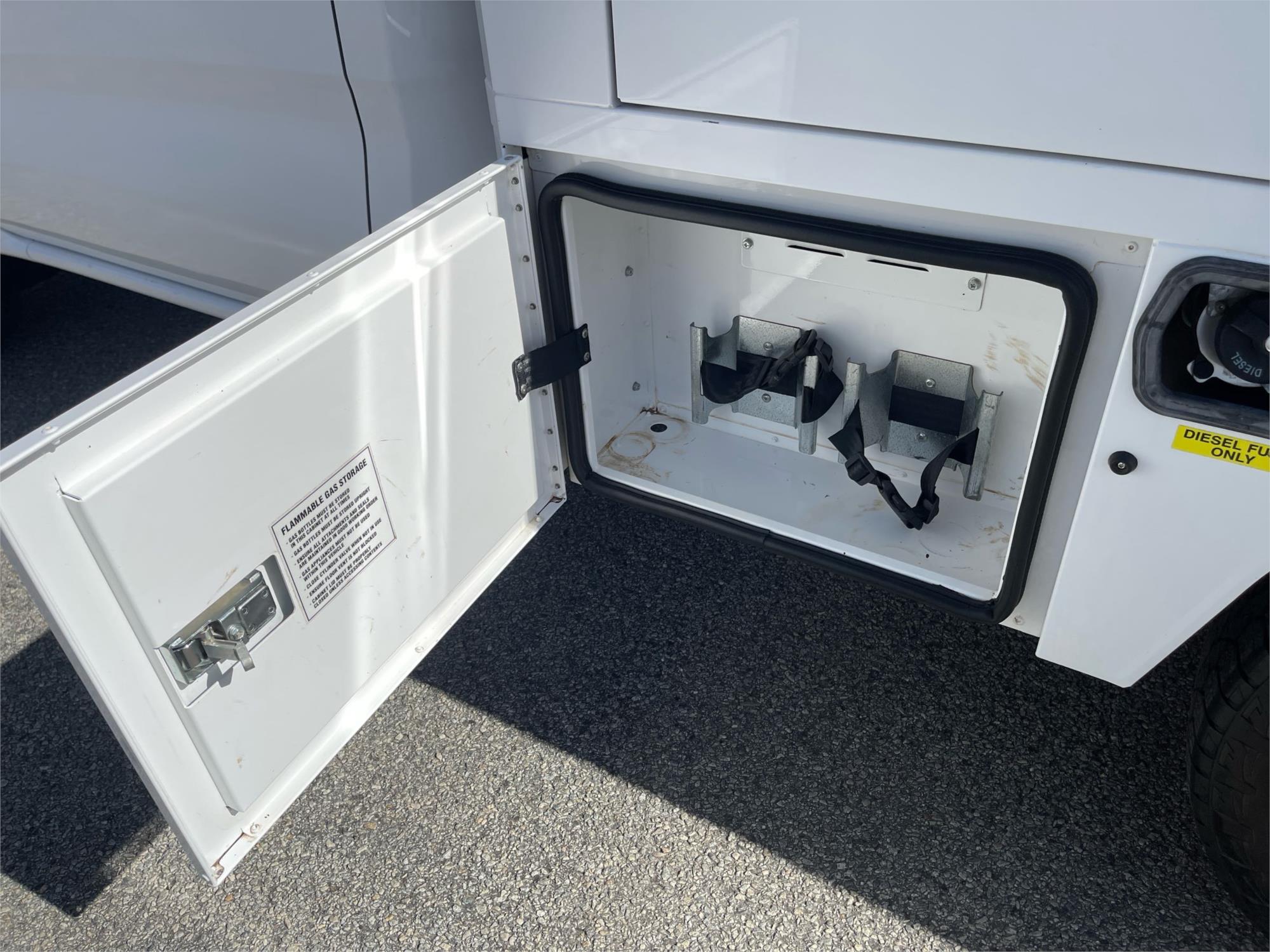 
								2022 Ford Ranger XL full									