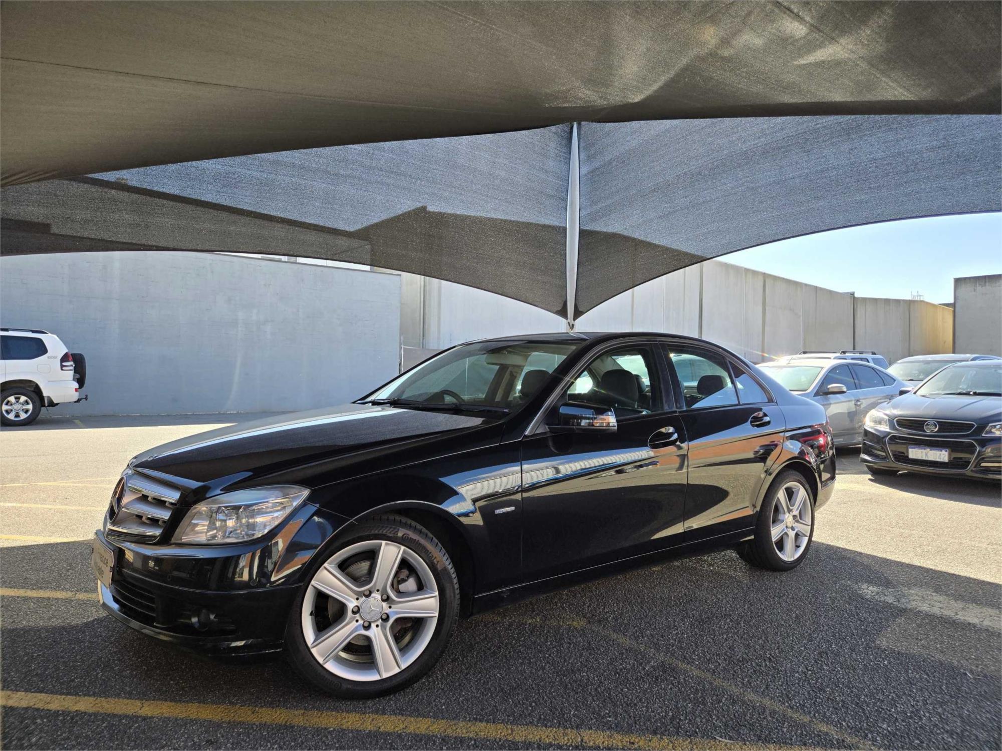 
								2010 Mercedes-Benz C-Class C200 CGI Classic full									