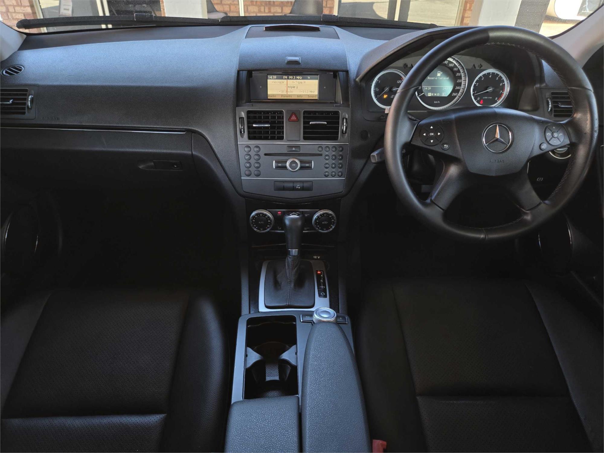 
								2010 Mercedes-Benz C-Class C200 CGI Classic full									