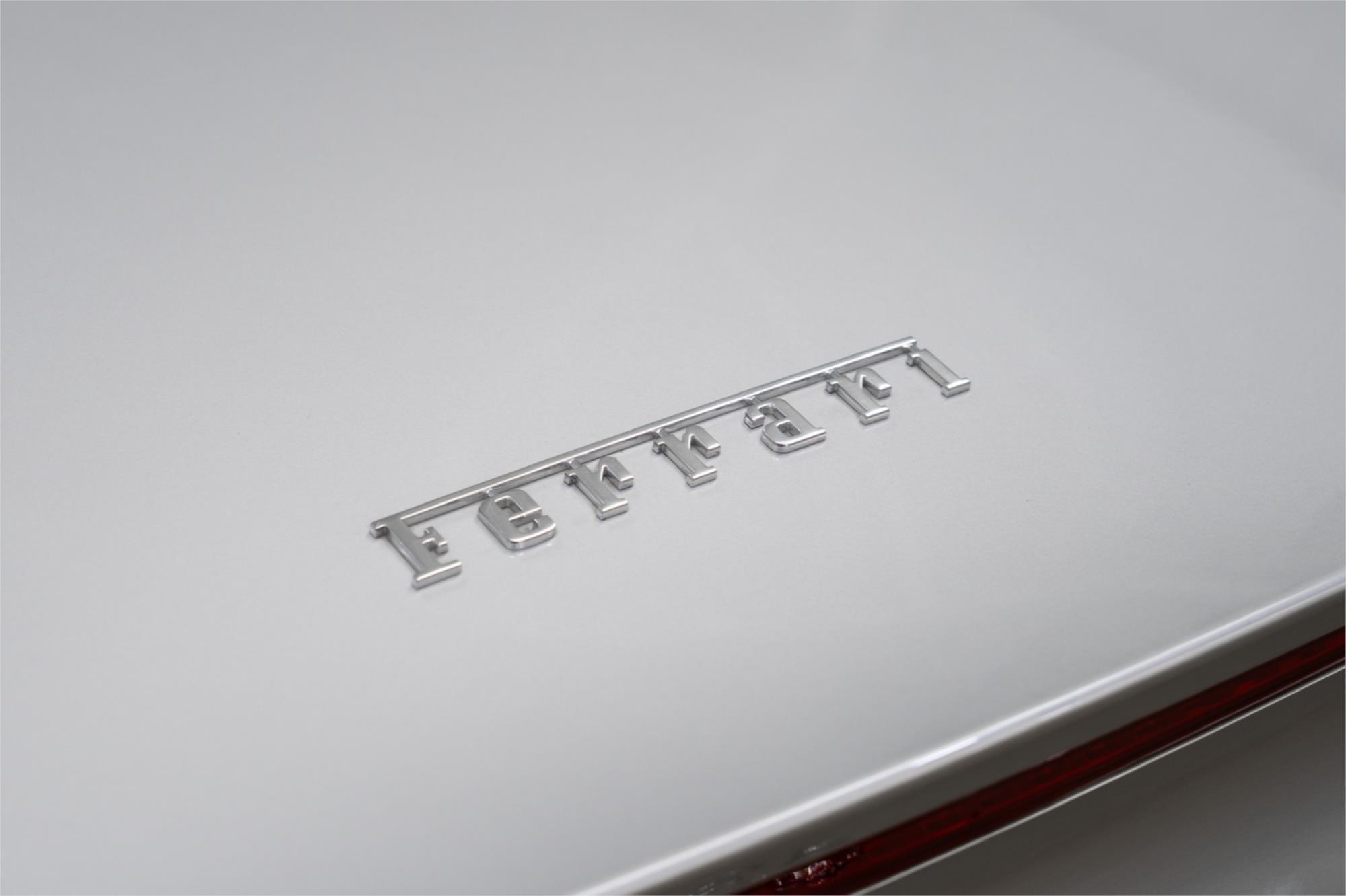 
								2012 FERRARI CALIFORNIA full									