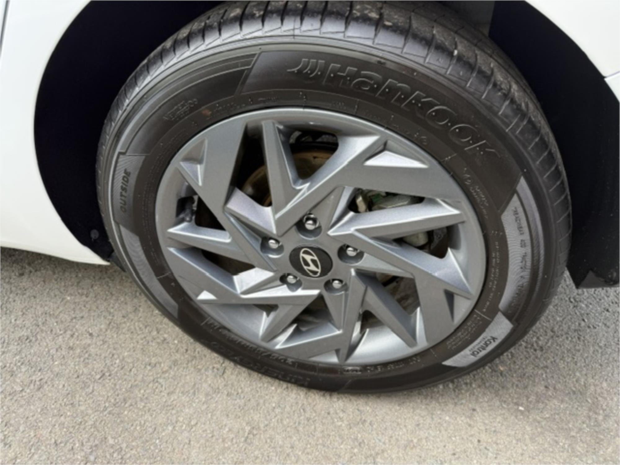 
								2024 HYUNDAI i30 full									